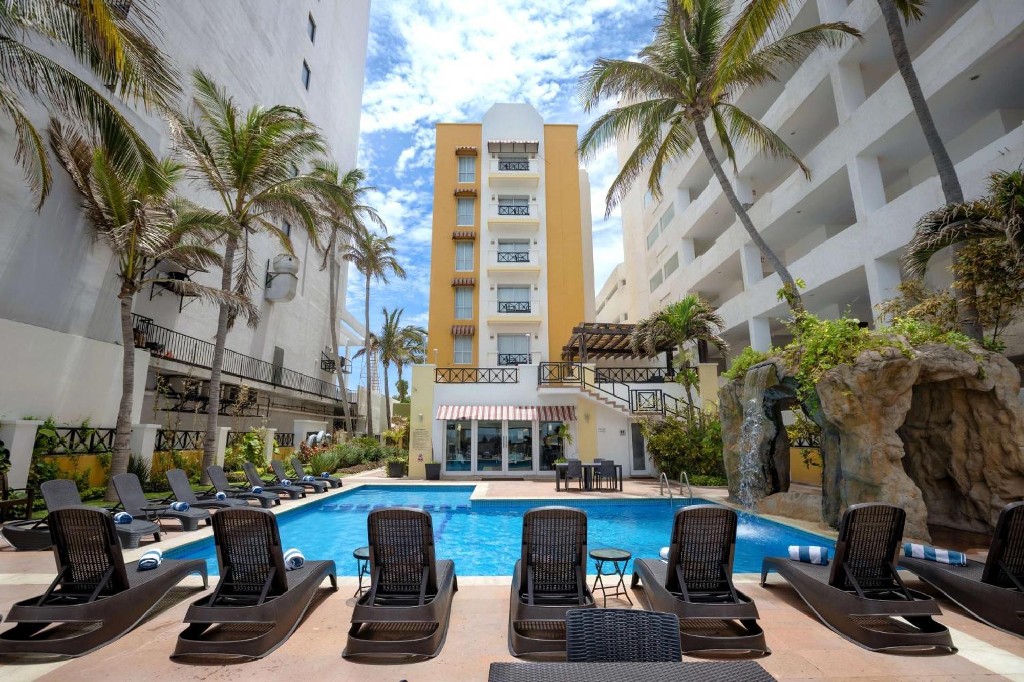 Best Western Hotel Posada Freeman Zona Dorada Mazatlán Zewnętrze zdjęcie